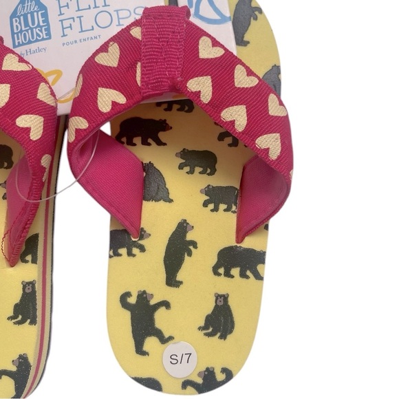 074 Hatley Heart Print Flip Flops - Picture 3 of 4